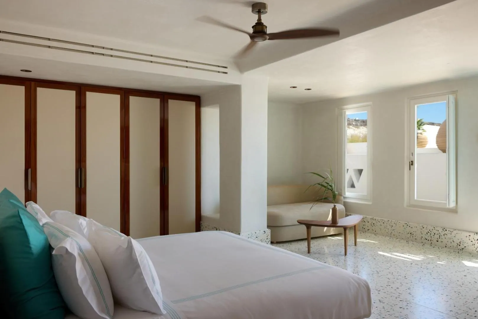 Nammos Hotel Mykonos Psarrou